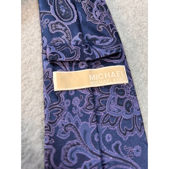Michael Kors Tie Silk Purple Blue Paisley L:61” W:3” Men's Neck Tie - Picture 7 of 10